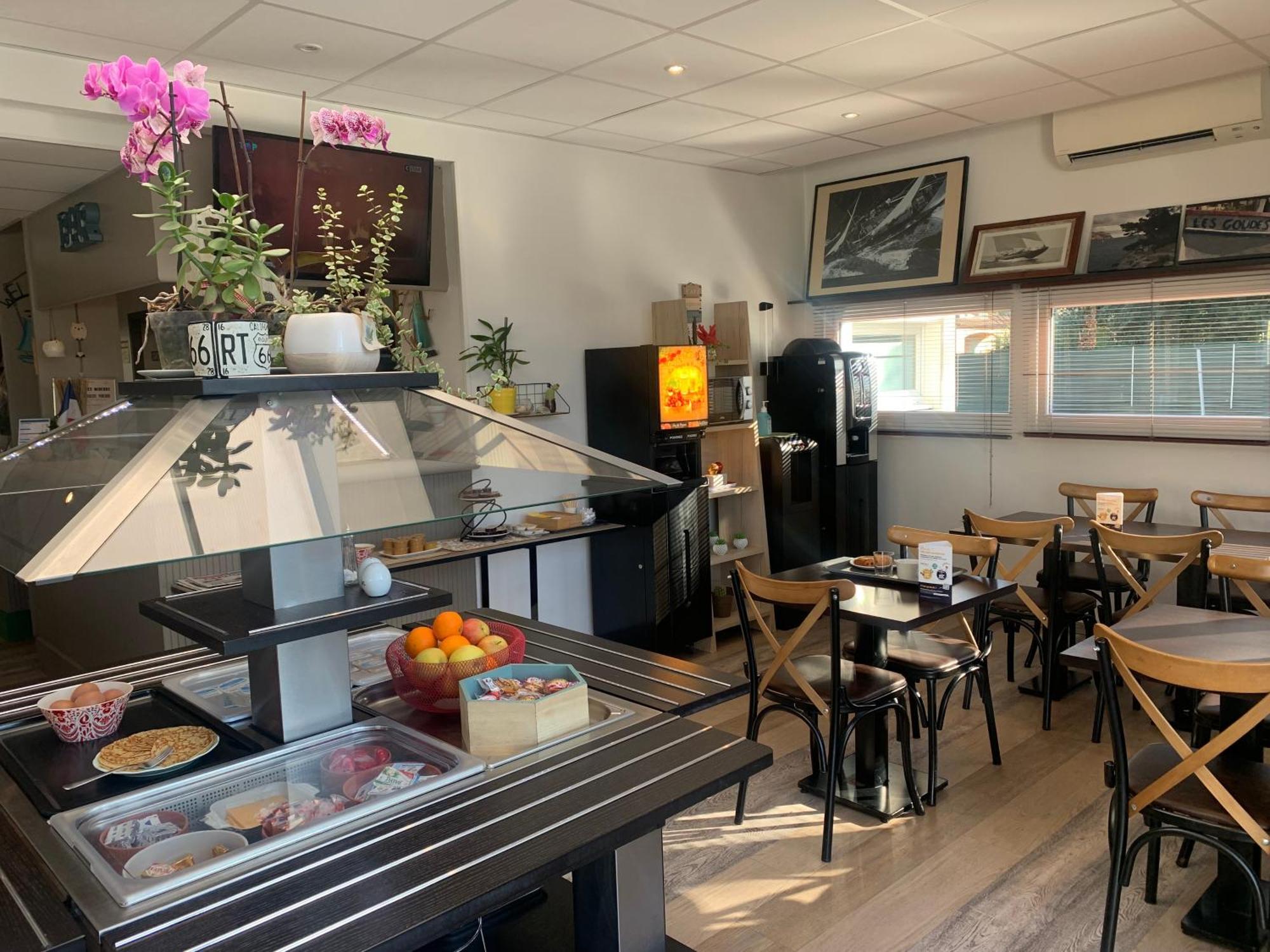Contact Hotel Marseille Aubagne Ла-Пен-сюр-Ювон Экстерьер фото