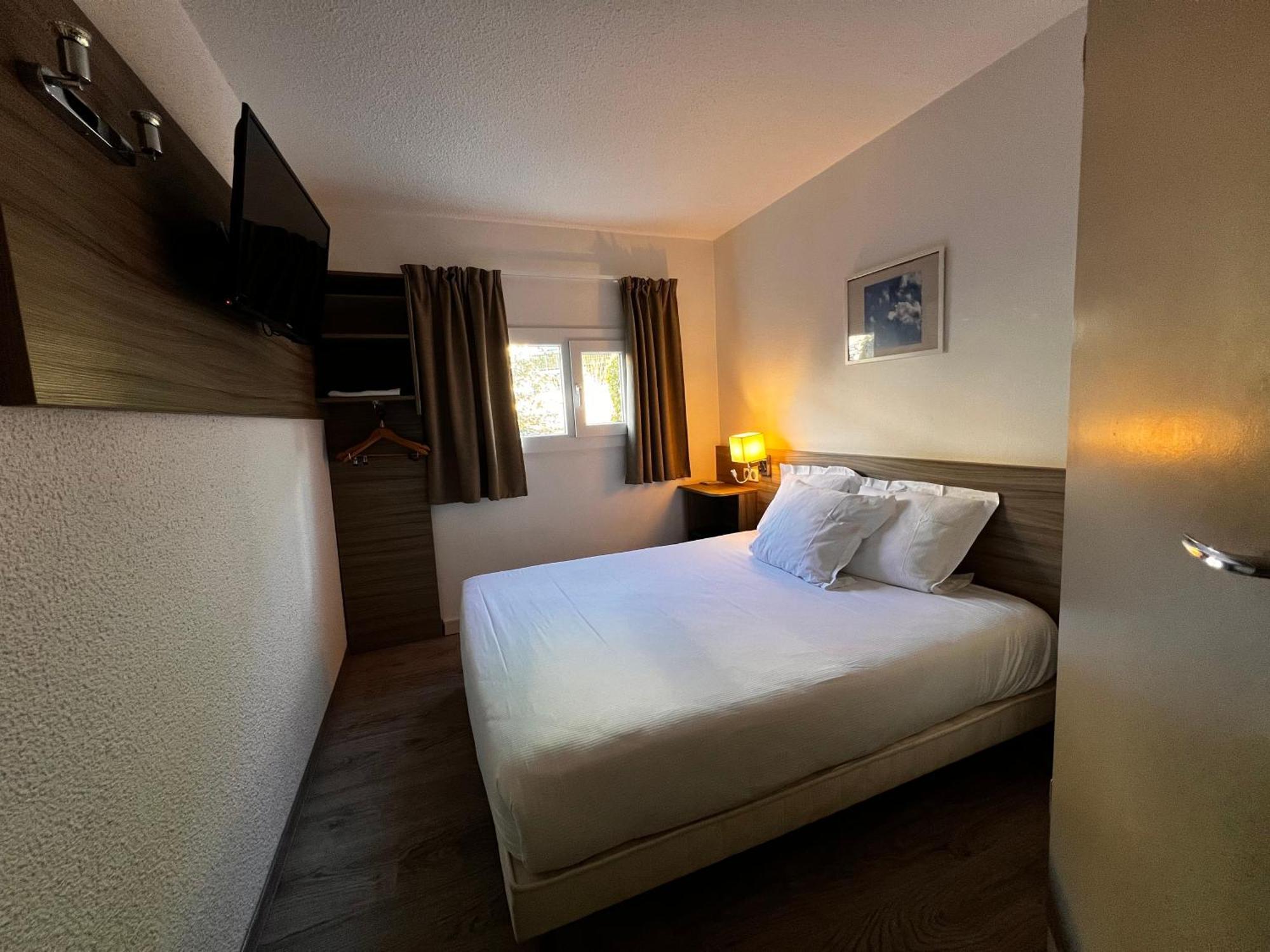 Contact Hotel Marseille Aubagne Ла-Пен-сюр-Ювон Экстерьер фото